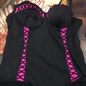 Torrid size 5 bathing suit, built in bra